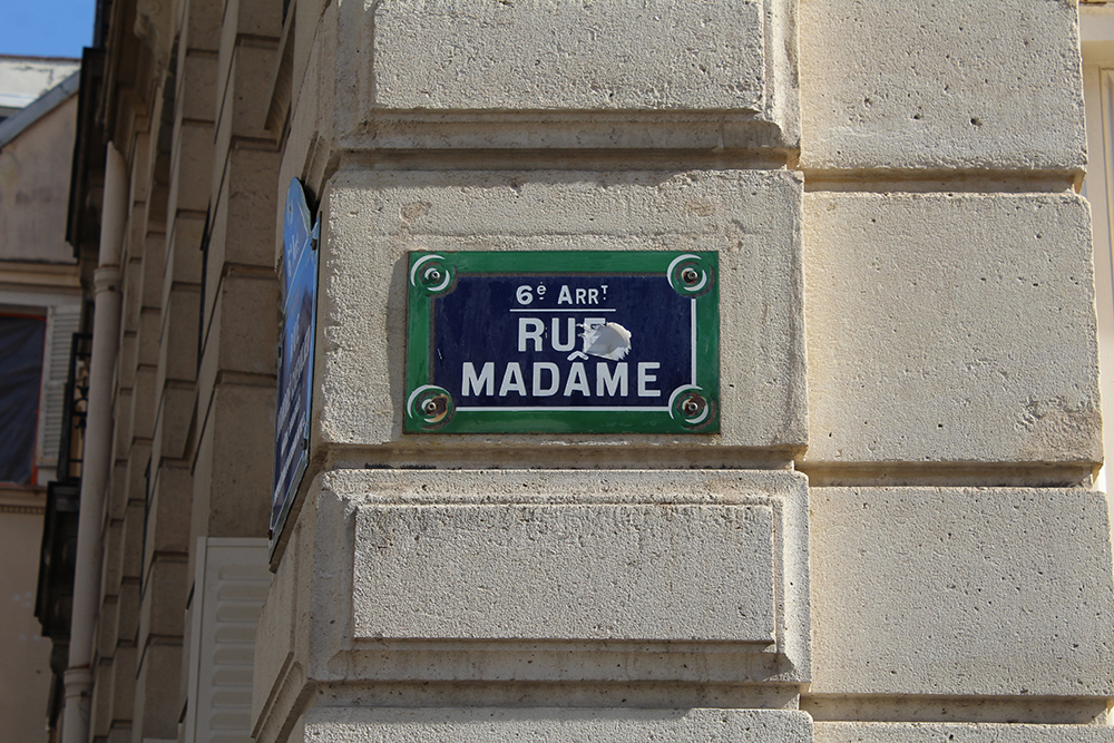 Plaque_rue_Madame_Paris_1 copia