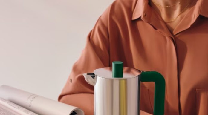 Una vite e una caffettiera, design insegna!